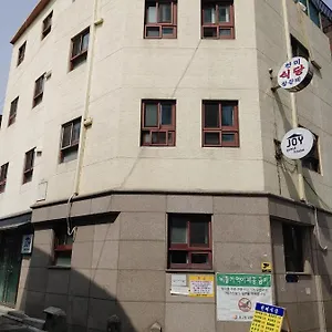 Joy Guest house